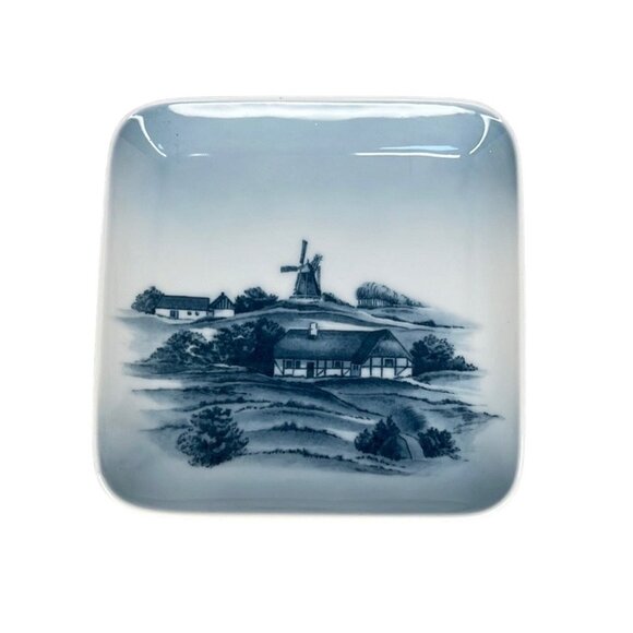 Bing & Grondahl Giftware Danish Scenery Square Tray 9805-455 - Picture 1 of 5